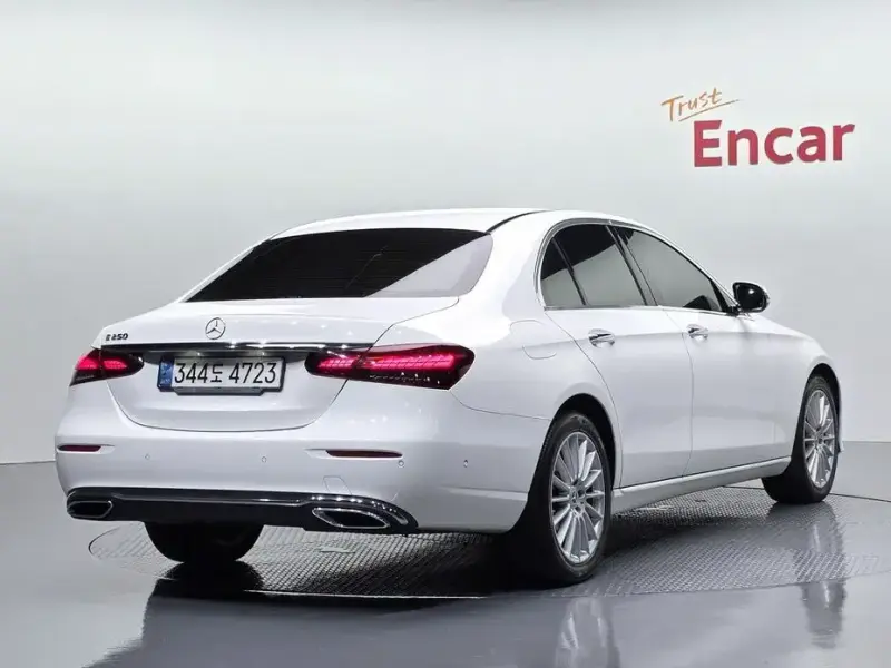 2021 Mercedes-Benz E-Класс с пробегом 80 267 км