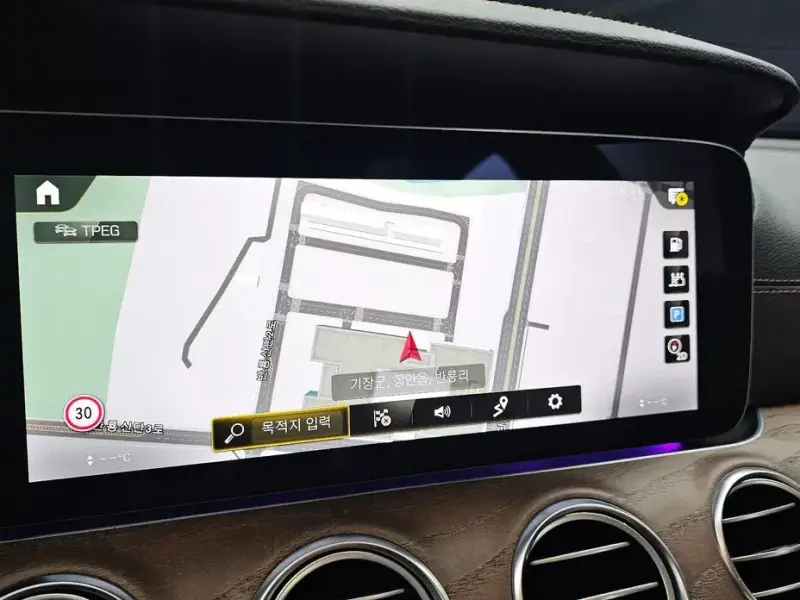 2021 Mercedes-Benz E-Класс с пробегом 80 267 км