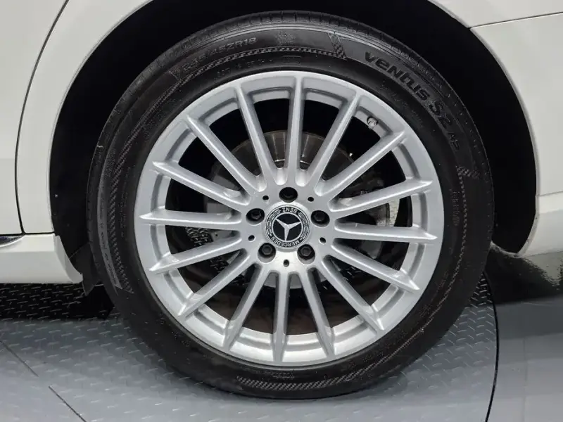 2021 Mercedes-Benz E-Класс с пробегом 80 267 км