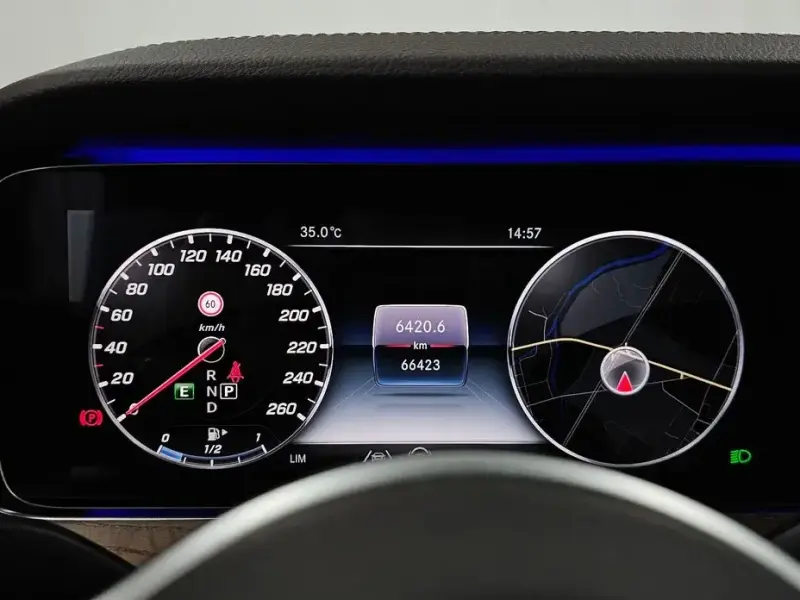 2020 Mercedes-Benz E-Класс с пробегом 66 423 км