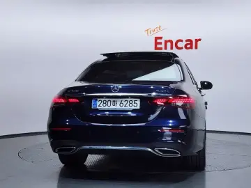 2022 Mercedes-Benz E-Класс с пробегом 25 405 км