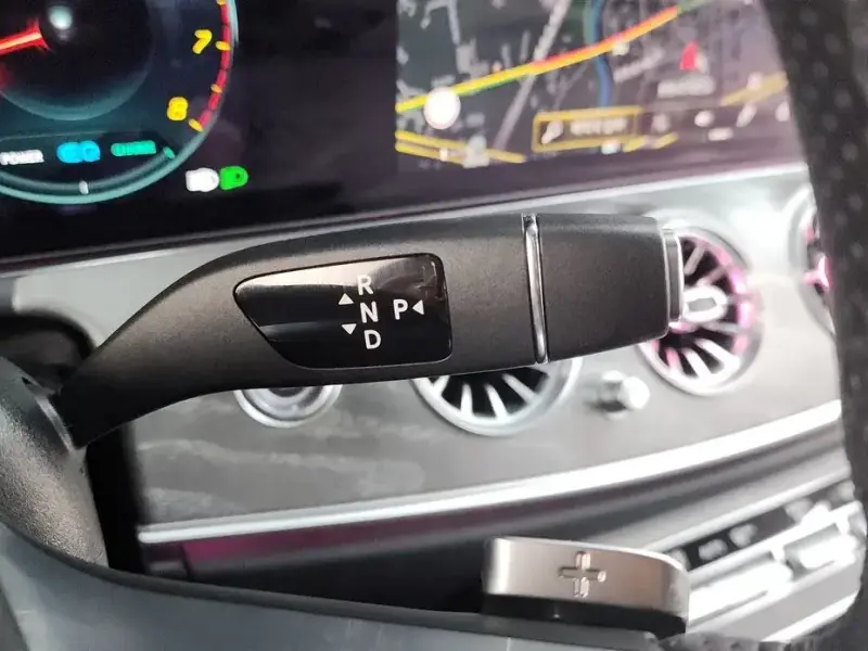 2022 Mercedes-Benz E-Класс с пробегом 25 405 км