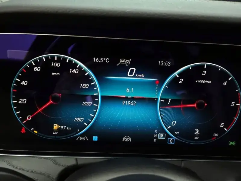 2020 Mercedes-Benz E-Класс с пробегом 91 962 км