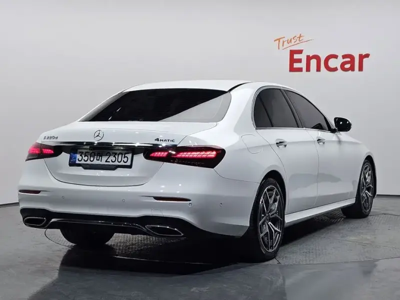 2020 Mercedes-Benz E-Класс с пробегом 81 600 км