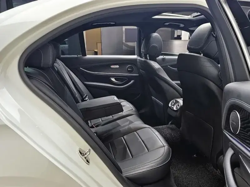 2020 Mercedes-Benz E-Класс с пробегом 81 600 км