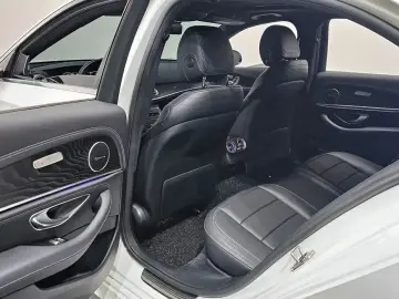 2020 Mercedes-Benz E-Класс с пробегом 81 600 км