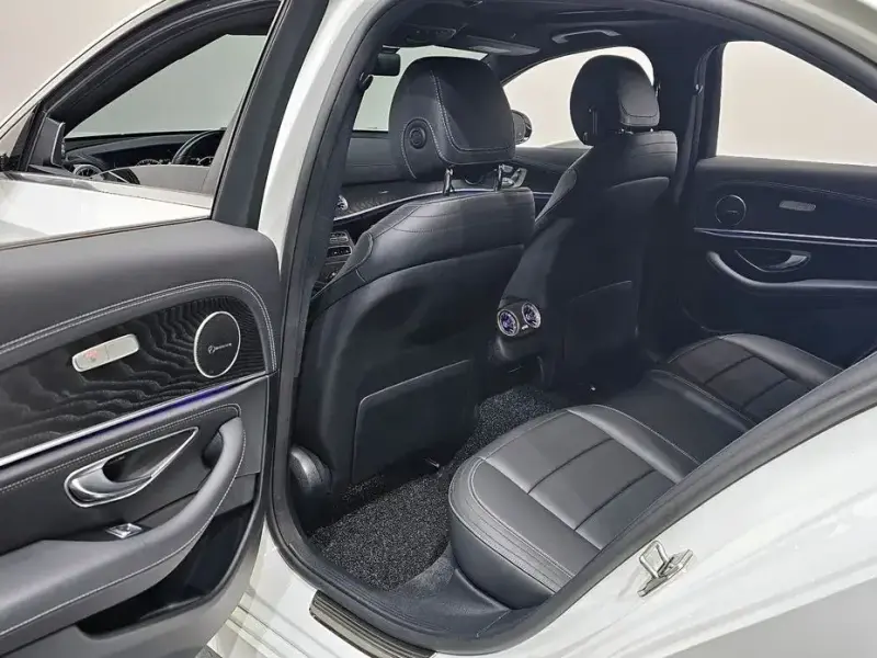 2020 Mercedes-Benz E-Класс с пробегом 81 600 км