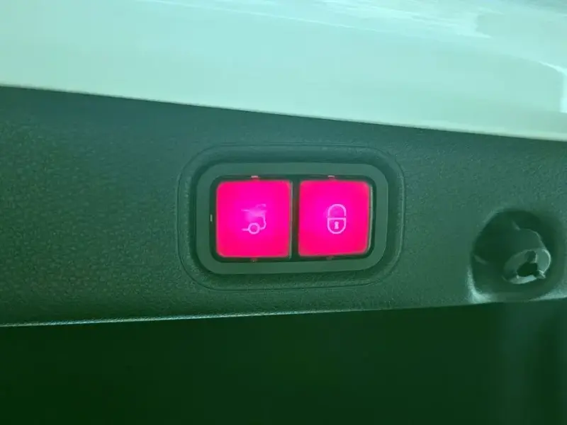 2020 Mercedes-Benz E-Класс с пробегом 81 600 км