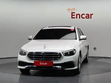 2022 Mercedes-Benz E-Класс с пробегом 31 977 км