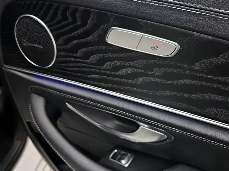 2020 Mercedes-Benz E-Класс с пробегом 81 600 км