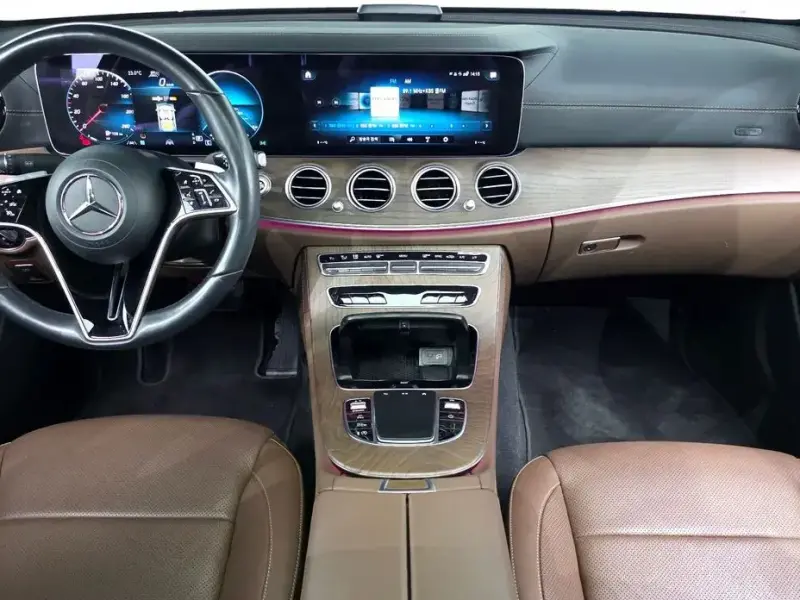 2022 Mercedes-Benz E-Класс с пробегом 31 977 км
