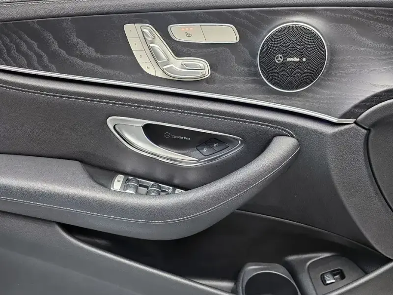 2020 Mercedes-Benz E-Класс с пробегом 81 600 км