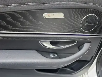 2020 Mercedes-Benz E-Класс с пробегом 81 600 км