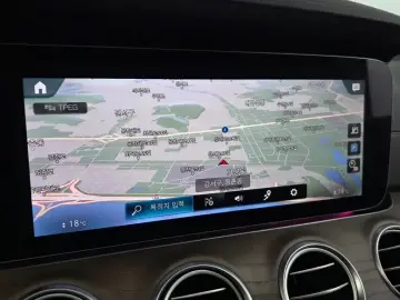 2022 Mercedes-Benz E-Класс с пробегом 31 977 км
