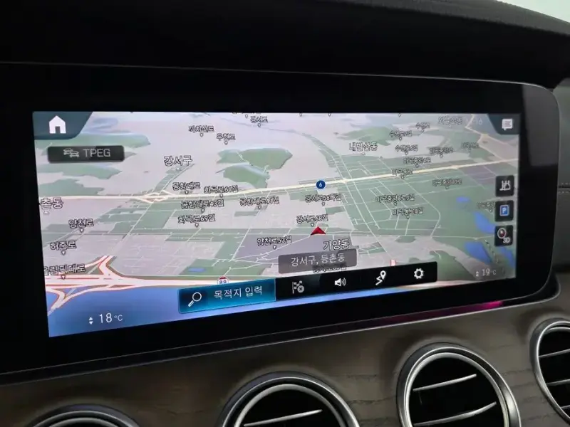 2022 Mercedes-Benz E-Класс с пробегом 31 977 км