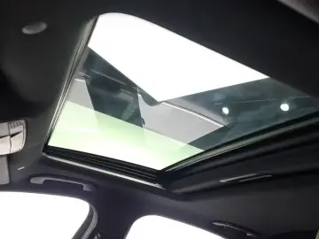 2022 Mercedes-Benz E-Класс с пробегом 31 977 км