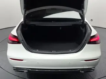 2022 Mercedes-Benz E-Класс с пробегом 31 977 км
