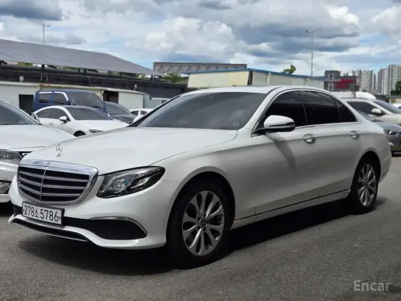 2019 Mercedes-Benz E-Класс с пробегом 17 911 км