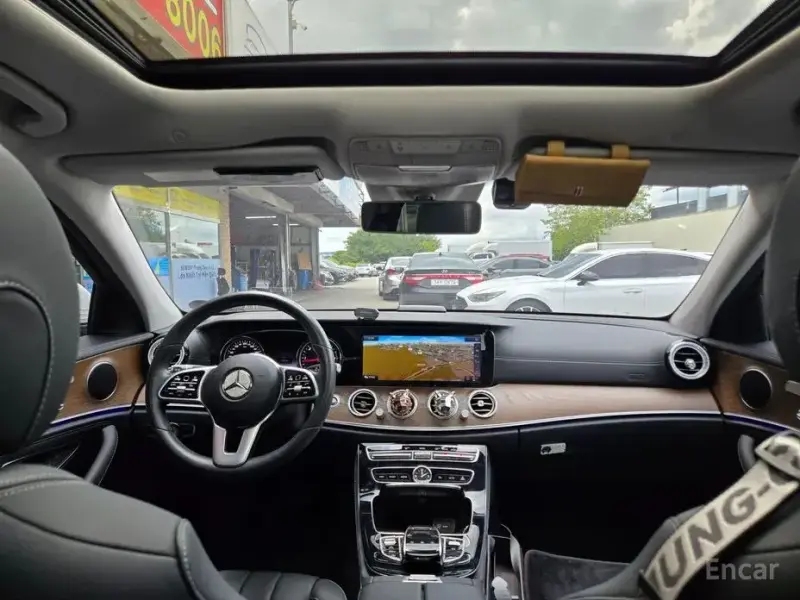 2019 Mercedes-Benz E-Класс с пробегом 17 911 км