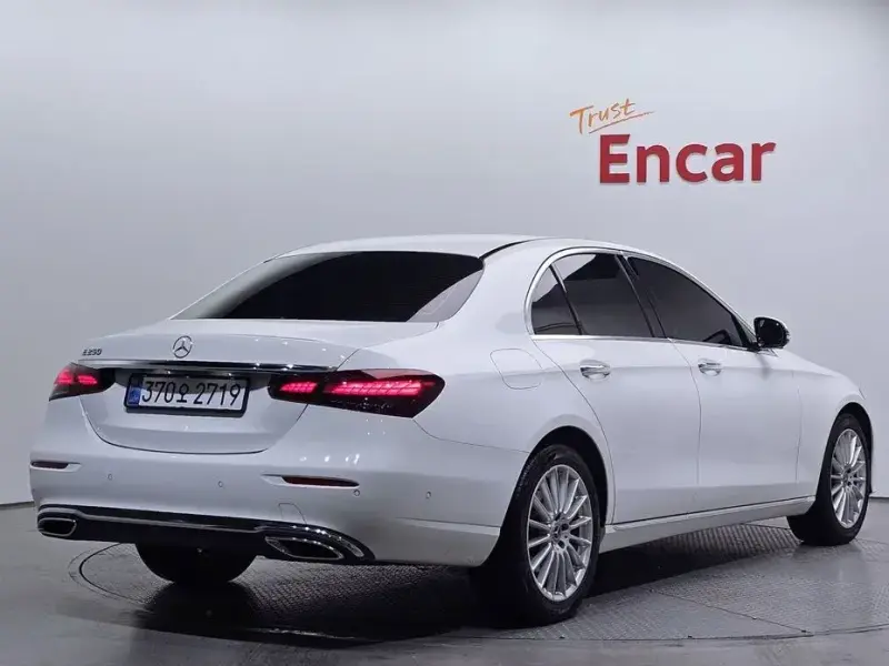 2022 Mercedes-Benz E-Класс с пробегом 39 353 км