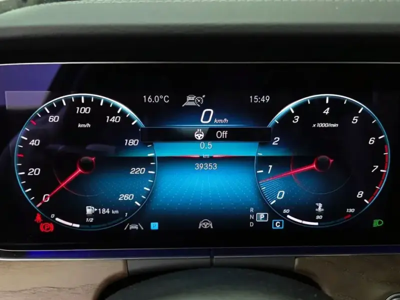 2022 Mercedes-Benz E-Класс с пробегом 39 353 км