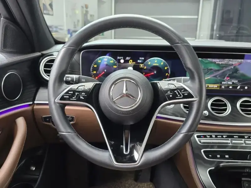 2023 Mercedes-Benz E-Класс с пробегом 60 276 км
