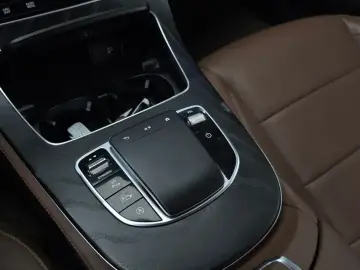 2023 Mercedes-Benz E-Класс с пробегом 60 276 км