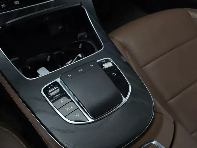 2023 Mercedes-Benz E-Класс с пробегом 60 276 км