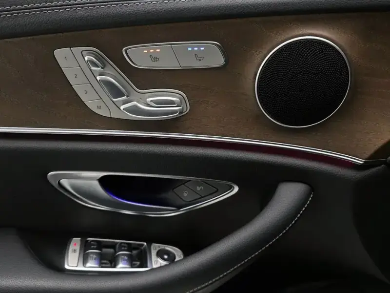 2022 Mercedes-Benz E-Класс с пробегом 39 353 км