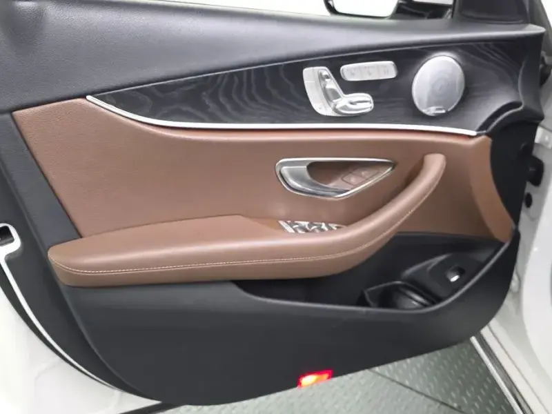 2019 Mercedes-Benz E-Класс с пробегом 120 491 км