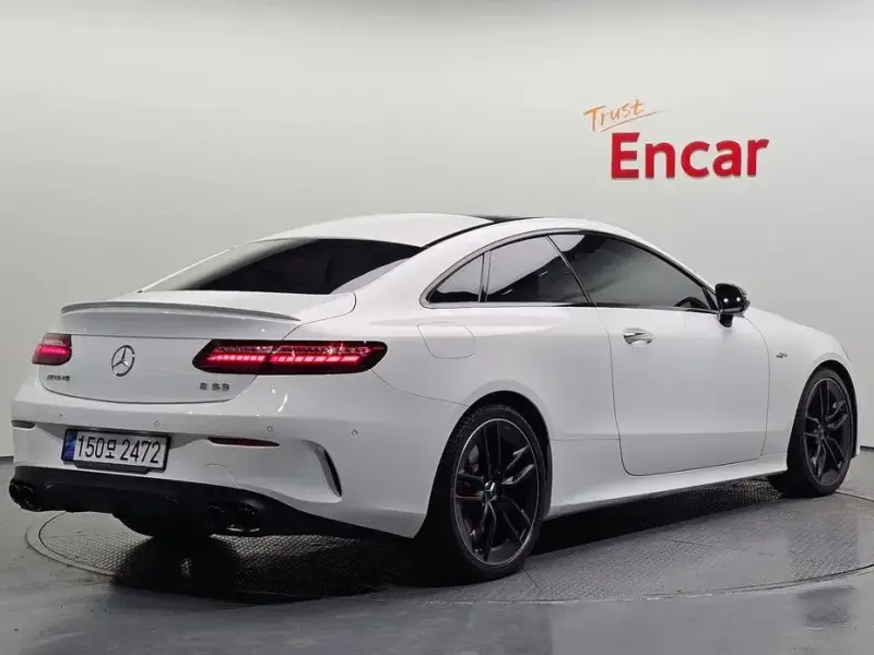 2023 Mercedes-Benz E-Класс с пробегом 15 907 км