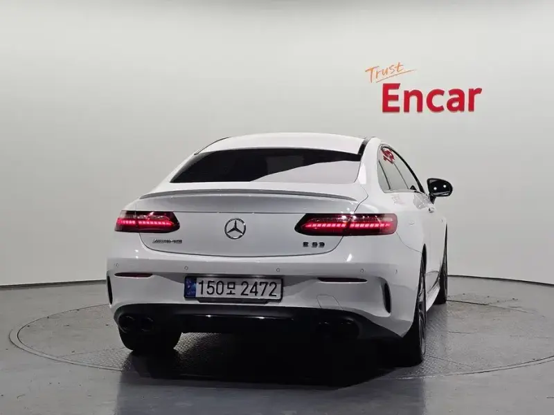 2023 Mercedes-Benz E-Класс с пробегом 15 907 км