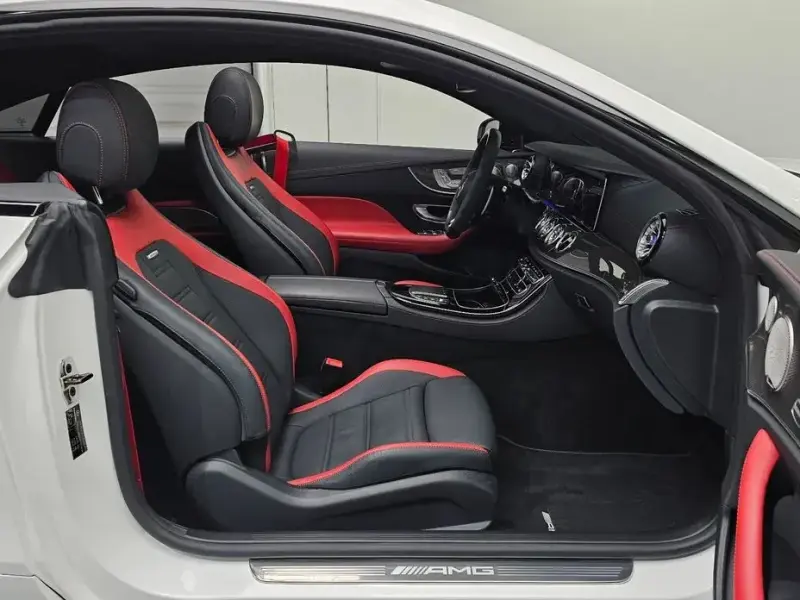 2023 Mercedes-Benz E-Класс с пробегом 15 907 км
