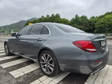 2018 Mercedes-Benz E-Класс с пробегом 120 598 км