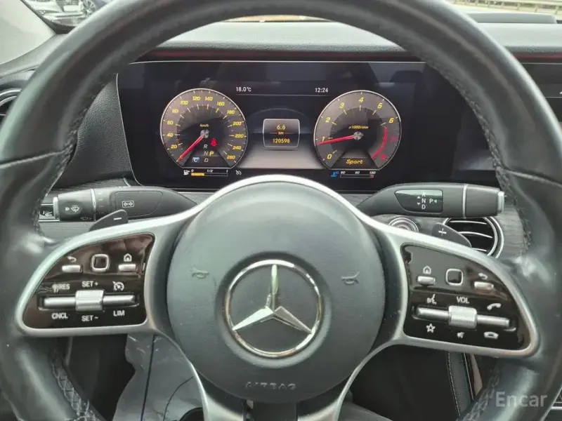 2018 Mercedes-Benz E-Класс с пробегом 120 598 км