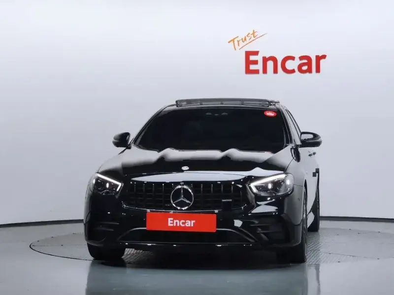 2022 Mercedes-Benz E-Класс с пробегом 7 795 км