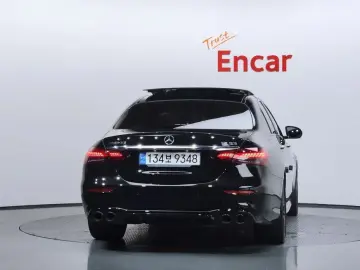 2022 Mercedes-Benz E-Класс с пробегом 7 795 км