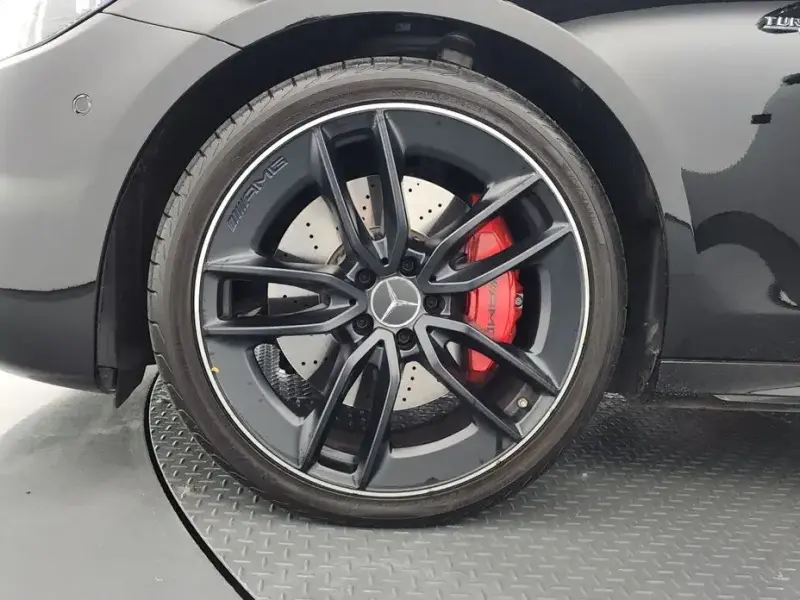 2022 Mercedes-Benz E-Класс с пробегом 7 795 км