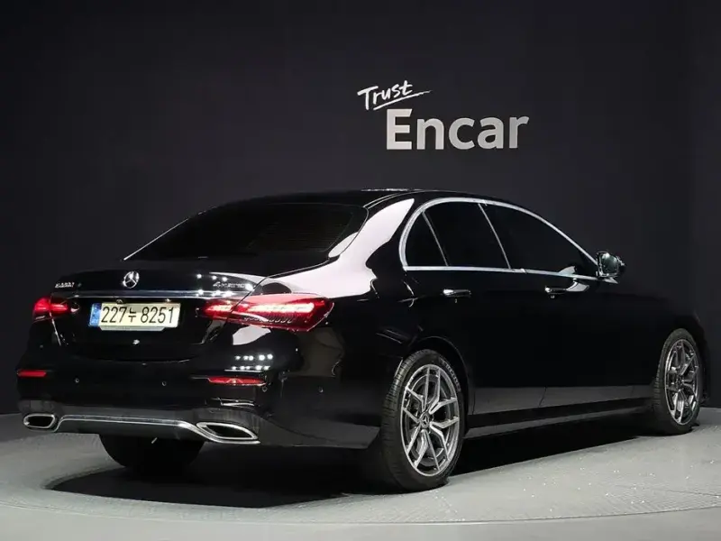 2020 Mercedes-Benz E-Класс с пробегом 64 104 км