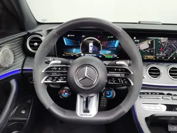 2022 Mercedes-Benz E-Класс с пробегом 7 795 км
