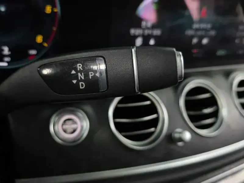 2020 Mercedes-Benz E-Класс с пробегом 64 104 км
