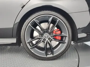 2022 Mercedes-Benz E-Класс с пробегом 7 795 км