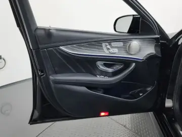 2022 Mercedes-Benz E-Класс с пробегом 7 795 км