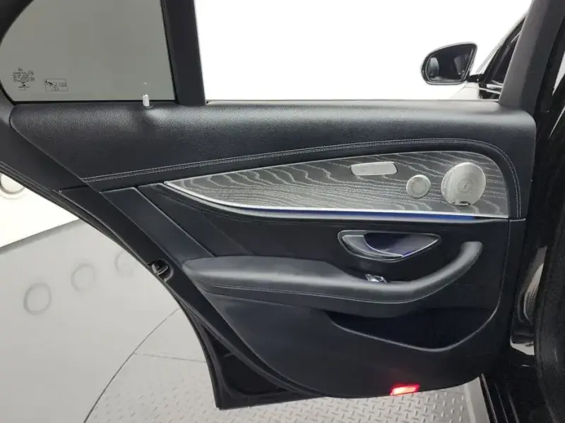 2022 Mercedes-Benz E-Класс с пробегом 7 795 км