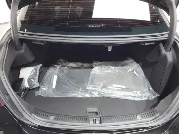 2022 Mercedes-Benz E-Класс с пробегом 7 795 км
