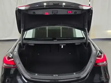 2020 Mercedes-Benz E-Класс с пробегом 64 104 км