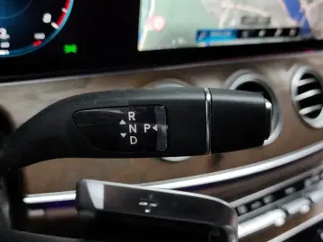 2023 Mercedes-Benz E-Класс с пробегом 35 137 км