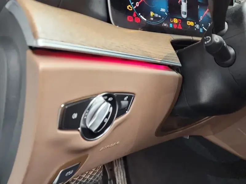 2023 Mercedes-Benz E-Класс с пробегом 35 137 км