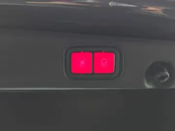 2021 Mercedes-Benz E-Класс с пробегом 104 627 км