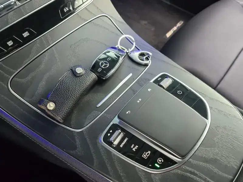 2021 Mercedes-Benz E-Класс с пробегом 104 627 км